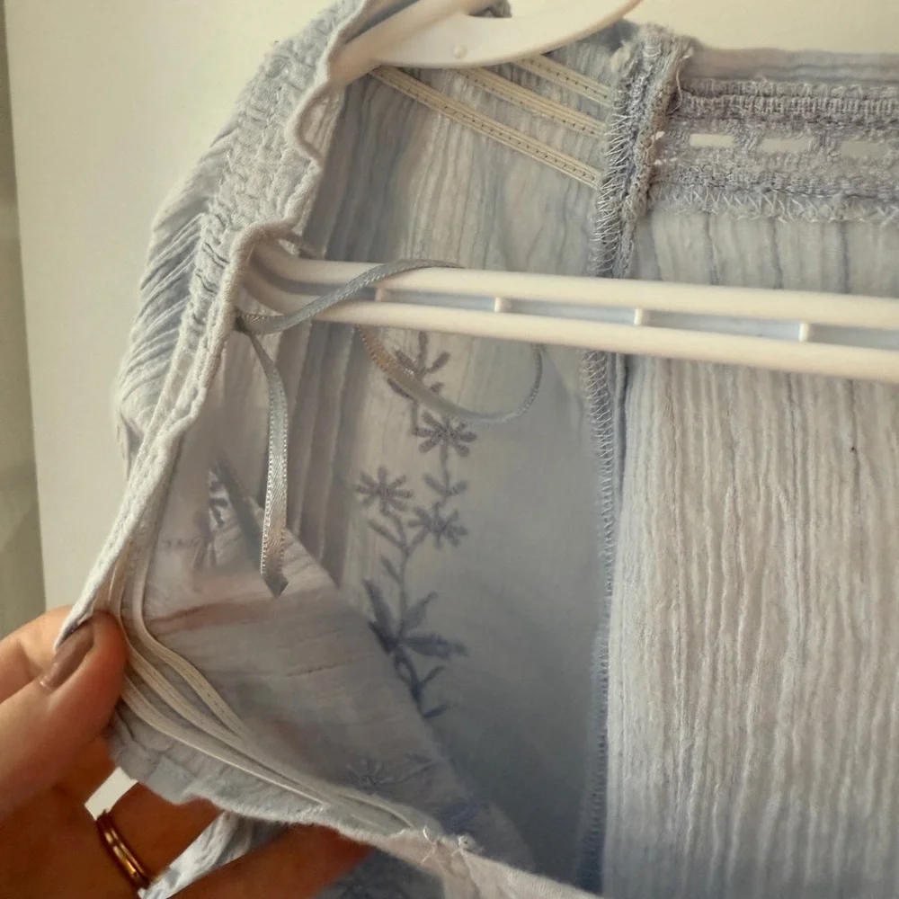 Lucky Brand Light Blue Top - Picture 5 of 5